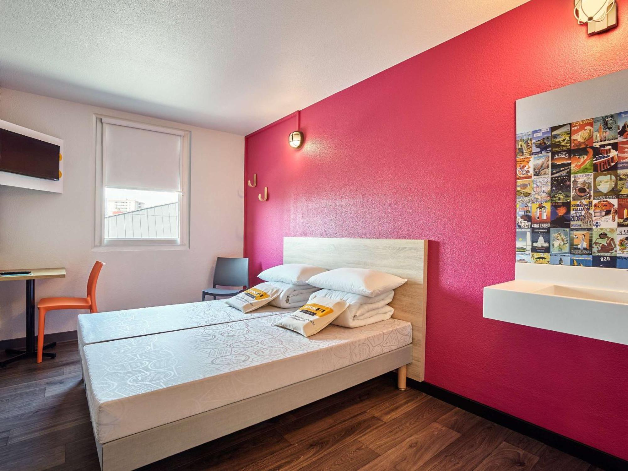 Hotel F1 Vannes Esterno foto