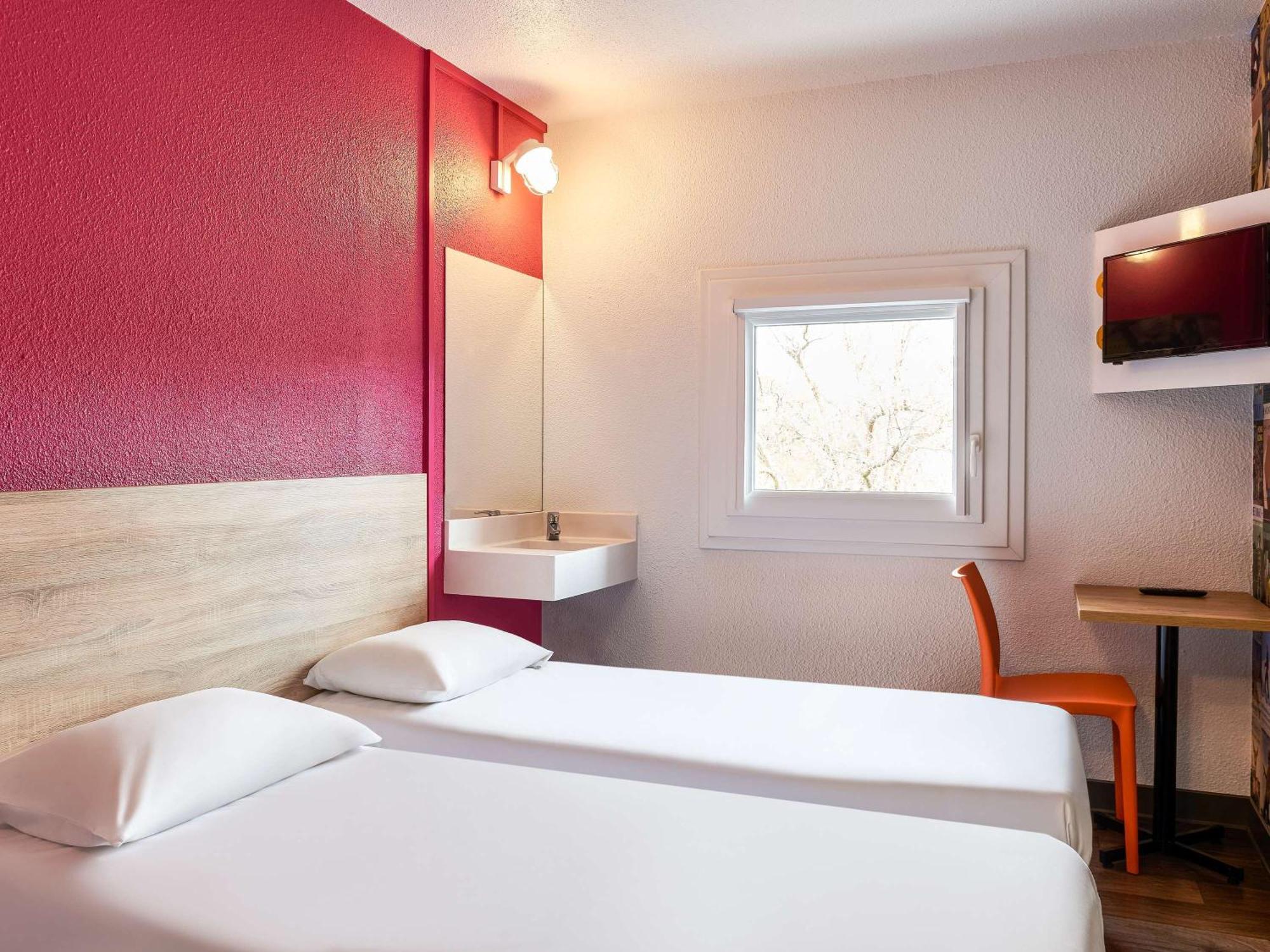 Hotel F1 Vannes Esterno foto