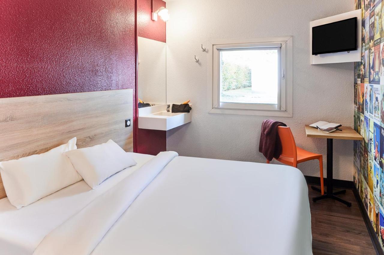 Hotel F1 Vannes Esterno foto